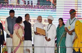 "Modi to farmers, Agriculture in India, PM Modi, Modi talks to farmers, Krishi Unnati Mela, Prime Minister Narendra Modi, Modi government, Green Revolution, MNREGA
