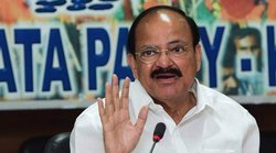 BJP का आरोप- मनमोहन, चिदंबरम और सोनिया गांधी ने मिलकर बदला इशरत केस का एफिडेविट