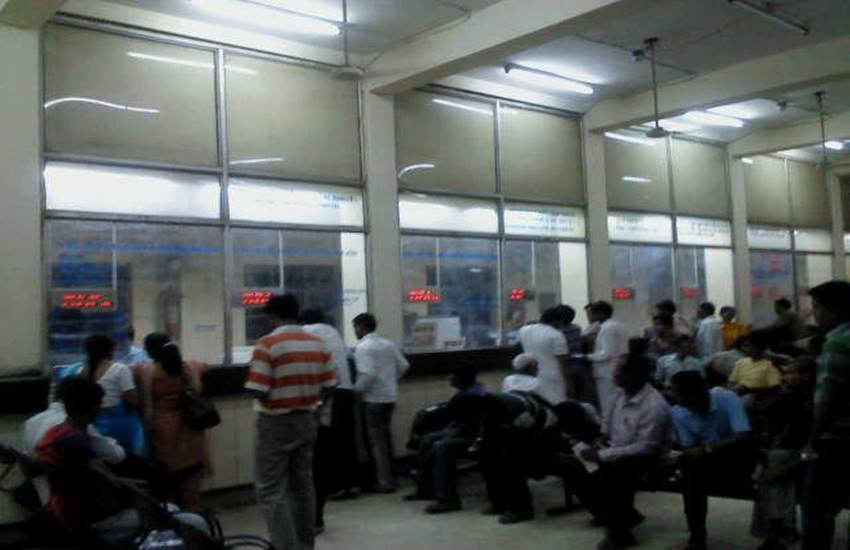 reservation centre, Rail reservation centre , Holi Festival, business news