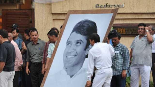 ashirwad bungalow, Rajesh Khanna, Rajesh Khanna bangalow, Rajesh Khanna bangalow demolished, Rajesh Khanna bangalow news, Rajesh Khanna death, Rajesh Khanna house, Rajesh Khanna falimy, entertainment news