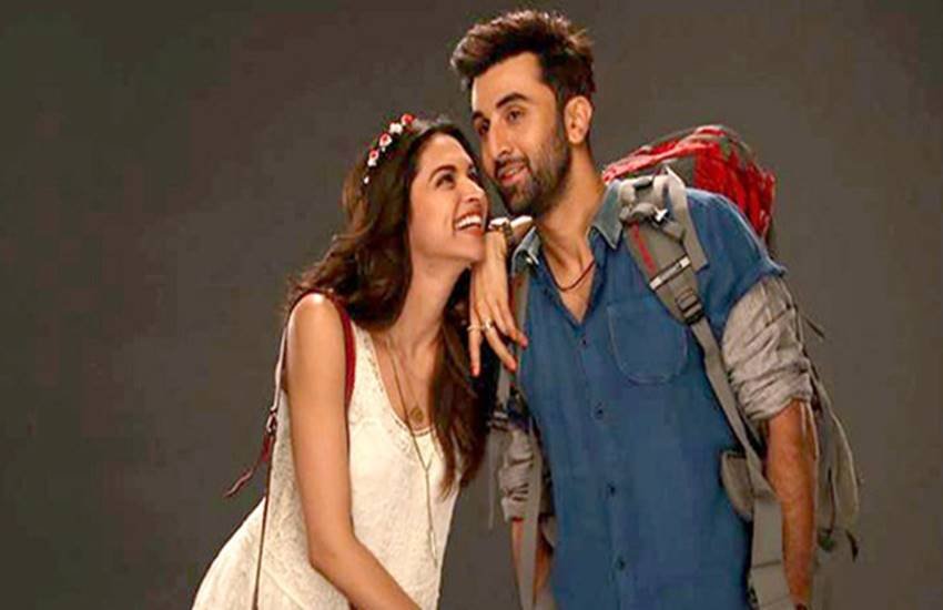 ranbir kapoor, ranbir kapoor partying with a mystery woman, ranbir kapoor parties with a unknown girl, ranbir kapoor parties, ranbir kapoor katrina kaif, mystery woman, jagga jasoos, रनबीर कपूर, कटरीना कैफ, रनबीर कपूर कटरीना कैफ, रनबीर कपूर अफेयर, रनबीर कपूर मिस्‍ट्री वूमन