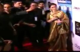 Amitabh Bachchan, Jaya Bachchan, Rekha, Shweta Nanda, Rekha, jaya bachchan, Amitabh Rekha relationship, Amitabh Rekha affair, amitabh rekha, amitabh bachchan, HT style awards, अमिताभ बचचन, रेखा, श्‍वेता नंदा, एचटी अवार्ड समारोह, अमिताभ बच्‍चन रेखा