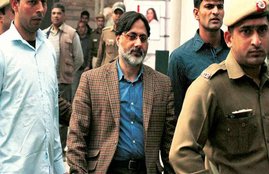 JNU, Afzal Guru, Afzal Guru protest, SAR Geelani, sedition, kanhaiya kumar, anti-national, patiala house court, delhi police, jawaharlal nehru university, afzal guru, anti-India slogans, student politics JNU, Press club of india, ram manohar lohia hospital, breaking news,