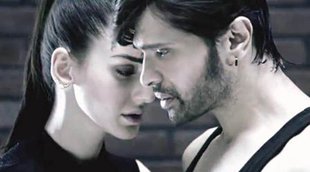 tera surroor, teraa surroor review, teraa surroor movie review, Teraa Surroor cast, himesh reshammiya, himesh, review, movie review, film review, tera surroor review himesh, Raghu, Tara Karimaee, Kabir Bedi, Naseerudin Shah, Santino, Shekhar Kapur, Monica Dogra, Shernaz Patel, Shawn Arranha