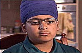 Australia, Doncaster Secondary College, Harjeet Singh Grover, Melbourne, NewsTracker, Rajinder Kaur Gill, Sikh boy