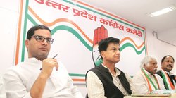 लखनऊ में प्रशांत किशोर की पहली बैठक: कांग्रेस नेताओं से पूछे ये 12 सवाल