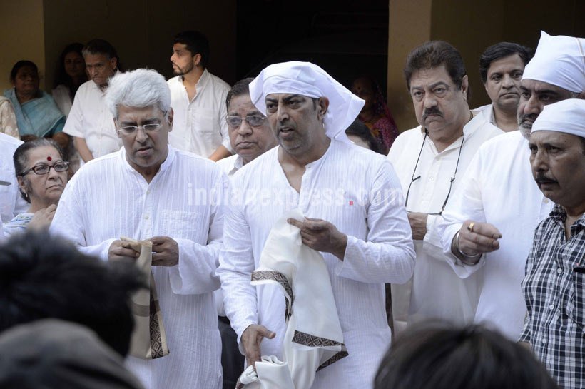 Dara Singh wife cremation, Tabu, Farah, Farah Vindu Dara Singh, Vindu Dara Singh