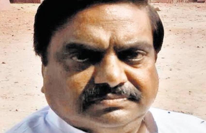 uttar pradesh elections 2016, Modi’s election campaign, narendra modi, BJP leader suicide, BJP leader threaten suicide, lucknow news, Vinod Samariya, BJP leader who booked train for modi rally, BJP leader threaten suicide, Fatehpur Sikri, 2014 general elections,विनोद समारिया, रेल मंत्रालय, बीजेपी, उत्‍तर प्रदेश, भाजपा