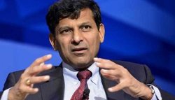 रियल एस्टेट कंपनियों पर बोले RBI गवर्नर राजन- ‘कम करो कीमतें’