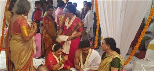 anu prabhakar,raghu mukherjee, anu prabhakar marries raghu mukherjee, actor raghu mukherjee wedding, anu prabhkar wedding, kannada celebrity wedding, anu prabhakar marriage pic, anu prabhakar raghu mukherjee wedding pic, kannada celebrity news, anu prabhakar latest news in hindi, raghu mukherjee latest news in hindi
