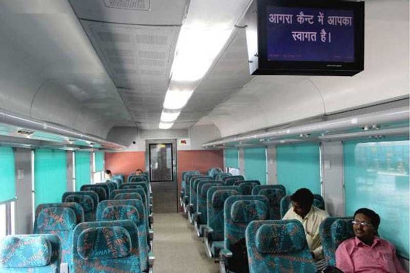 gatimaan express, gatimaan train, gatimaan flag off, india's fastest train, gatimaan express route, gatimaan express timings, gatimaan express train number, delhi agra gatimaan express, india fastest train, gatimaan express fencing, gatimaan express news, gatimaan express train number, semi-bullet train, indian railway, gatimaan express launch, gatiman express latest news, gatimaan express speed, railways board chairman, indian railways, indian trains, india news, latest news, Gatiman express Photos