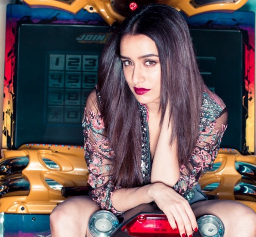Shraddha Kapoor, Tiger shroff, baaghi, baaghi:a rebel for love, Hiropanti, baaghi release, baaghi movie review, baaghi review, baaghi news, tiger shroff action, tiger shroff movies, tiger shraddha kiss, baaghi kissing scene, baaghi deleted scenes, baaghi action, tiger and shraddha in baaghi, baaghi cast, baaghi story, story of baaghi, टाइगर श्रॉफ, बागी, बागी:ए रेबेल फॉर लव, श्रद्धा कपूर