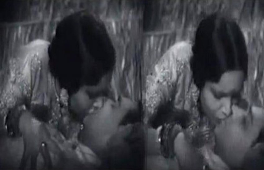 Mother of All Kisses, bollywood forts kisser actress, devika rani kiss, bollywood first kiss. devika rani kiss with himanshi, bollywood gallery