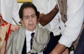 dilip kumar,DILIP KUMAR ADMIT IN HOSPITAL, DILIP KUMAR HEALTH, DILIP, KUMAR IS SICK, dilip kumar awards, dilip kumar pardma vibhushan, dilip kumar news, dilip kumar latest news, entertainment news, दिलीप कुमार अस्पताल में भर्ती, दिलीप कुमार की तबियत खराब, दिलीप कुमार