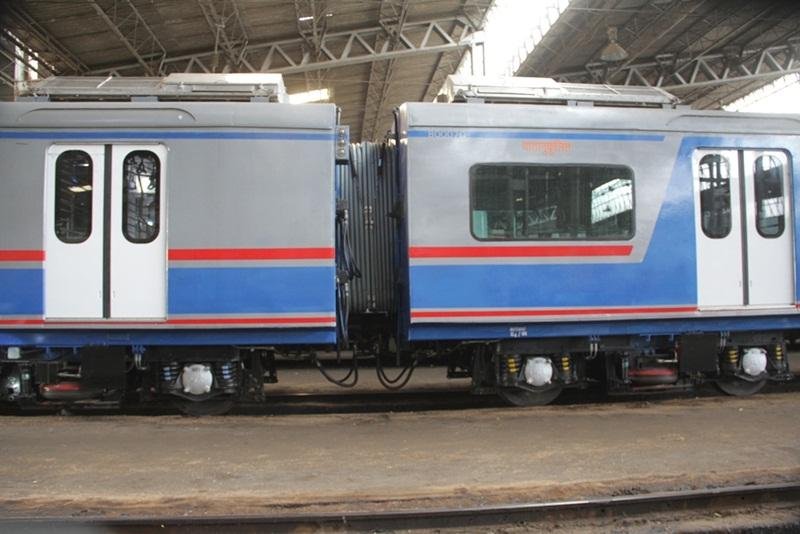 mumbai ac train local, mumbai ac local train, mumbai ac local train fare, mumbai ac local train images, mumbai ac local train photos, AC local train in Mumbai, AC local train in Mumbai photos, AC local train in Mumbai fare, AC local train in Mumbai pics