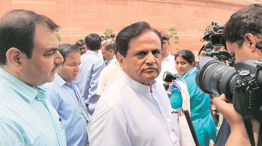 agustawestland, agustawestland deal, AgustaWestland scam, Helicopter deal, Sonia gandhi, manmohan singh, ahmad patel, mk narayanan, christian michael, JS Gujral, SP Tyagi, congress, bjp, cbi, italian court, CBI, upa, upa govt, nda, modi govt, pm modi, agustawestland news, agustawestland news in hindi