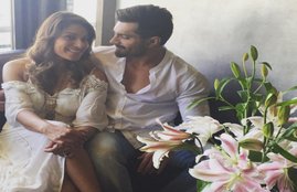 bipasha basu, bipasha, karan singh grover, bipash basu wedding, bipash basu marriage, bipash karan marriage, bipasha basu marriage, bipasha basu marriage pics, bipash basu mehendi, bipasha basu sangeet, karan singh grover sangeet, ksg, karan singh grover wedding, bipasha karan wedding pics