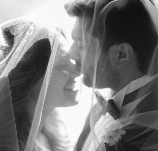 bipasha basu, bipasha, karan singh grover, bipash basu wedding, bipash basu marriage, bipash karan marriage, bipasha basu marriage, bipasha basu marriage pics, bipash basu mehendi, bipasha basu sangeet, karan singh grover sangeet, ksg, karan singh grover wedding, bipasha karan wedding pics