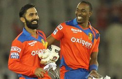 IPL 2016: फिंच-ब्रावो ने लायंस को जिताया, किंग्स इलेवन को 5 विकेट से दी मात