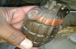 वाराणसी में कचहरी परिसर में ग्रेनेड मिलने से हड़कंप