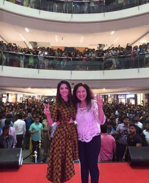 Patna Sahib, Sunny Leone, Mohit chauhan, Bhartiya nritya kala mandir, bollywood
