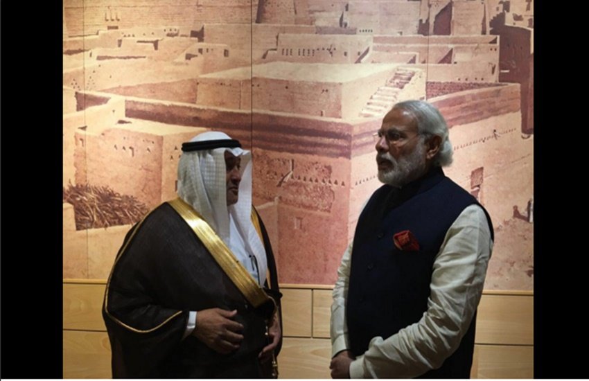 narendra modi visits the Masmak Fortress, modi in Masmak Fortress, Masmak Fortress riyadh, modi in riyadh, saudi arabia Masmak Fortress