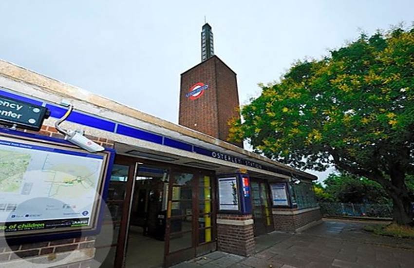 London, London Underground station, London Train Accident, London Indian dead, Train Accident