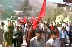 PoK में पाकिस्‍तान सरकार के खिलाफ प्रदर्शन, आजाद कश्‍मीर की उठी मांग