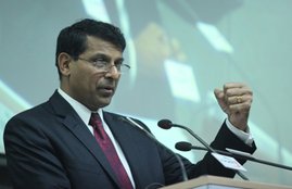 Raghuram Rajan, Indian Economy, Raghuram rajan on indian economy, indian economy performance, reserve bank governor, arun jaitley, international monetary fund