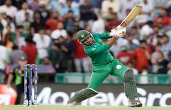 पाक विकेटकीपर सरफ़राज़ का ख़ुलासा: कभी दिल की बात नहीं कह पाया, क्योंकि टीम से बाहर होने का डर था