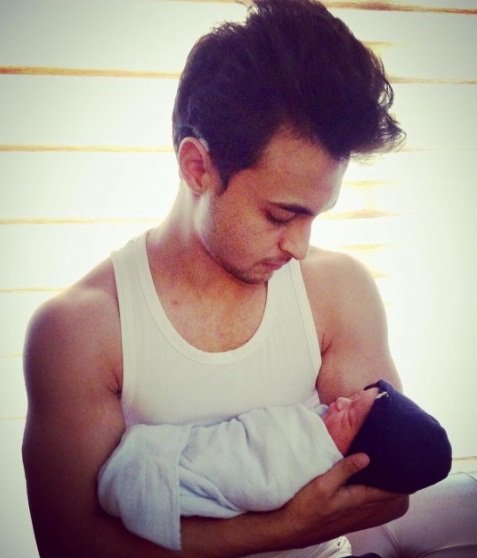 Salman Khan, Arpita Khan Sharma, Aayush Sharma, baby boy, Ahil, newborn baby, discharged from hospital, Mumbai, Khar, Hinduja Healthcare Hospital, new car, gift, Instagram photos, pictures, baby Ahil photos, Bollywood news