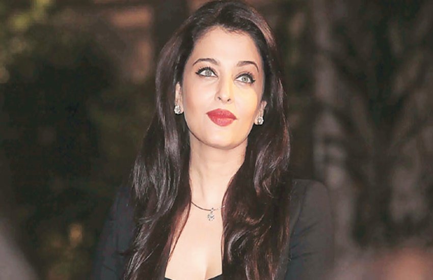 panama papers, pananma papers leak, Mossack Fonseca, panama, tax heavens, secret firms, aishwarya rai, panama papers india list, panama papers amitbah bachchan, panama papers aishwarya rai bachchan, onkar kanwar, shishir k bajoria, anurag kejriwal, samir gehlaut, kushalpal singh, KP singh DLF, vladimir putin, xi jinping, benazir bhutto, harish salve, panama leaks, #PanamaLeaks, offshore tax files, british vergin island, Indians in Panama papers, black money, पनामा पेपर्स
