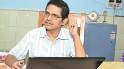 केंद्र सरकार ने उप्र से कहा- आइपीएस अमिताभ ठाकुर को बहाल करें