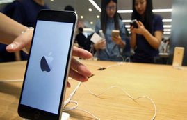 Apple, Apple Q2 results, apple results, iPhone sales, apple quarterly results, apple revenue, apple profit, apple news, technology news, apple earnings, iPhone SE