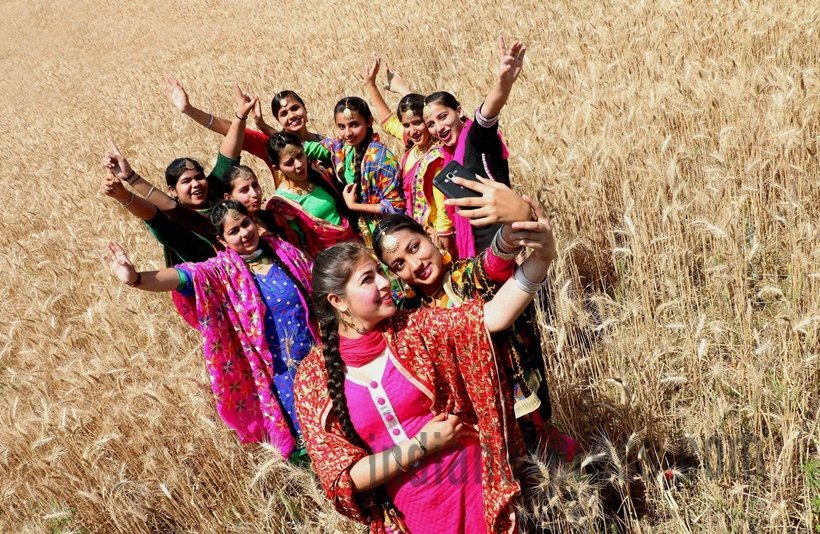 Vaisakhi; Vaisakhi 2016; What is Vaisakhi; Why celebrate Vaisakhi; Vaisakhi Sikhs; Sikhs; Sikhism; Khalsa, vaishakhi festival, vaisakhi, baisakhi, baisakhi celebration, vaisakhi celebration, baisakhi in india, sikh festival, baisakhi in punjab, indian express, vaishakhi photos