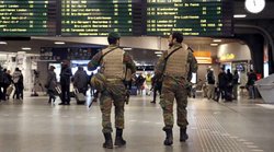 ब्रिटेन को सताया पेरिस-ब्रसेल्‍स जैसे हमले का डर, पीएम कैमरन का एलान-शहरों में तैनात होंगे अतिरिक्‍त हथियारबंद जवान