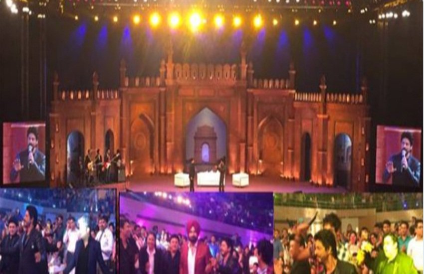 Kapil Sharma, Shah Rukh khan, The kapil Sharma Show, The Kapil Sharma Show live, TKSS, TKSS live, TKSS with SRK, TKSS with SRk live, SRk Kapil Sharma, SRk Kapil, SRK TKSS, SRK TKSS live, Kapil Sharma New Show, The Kapil Sharma Show cast, Sumona Chakraborty, Sunil Grover, Kiku Sharda, Ali Asgar, Chandan Prabhakar, entertainment news, Kapil Sharma-Shah Rukh khan photos, Kapil Sharma, Shah Rukh khan show, kapil sharme new show photos