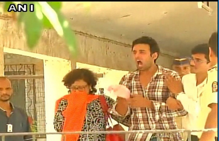 Pratyusha Banerjee, Pratyusha Banerjee and Rahul Raj Singh, Pratyusha Banerjee commits suicide, Pratyusha Banerjee dead, Pratyusha Banerjee passes away, Rahul raj SIngh