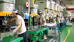 भारत में नहीं आएंगे ‘मेड इन चाइना’ मोबाइल और मिल्क प्रोडक्ट, लगाया गया बैन