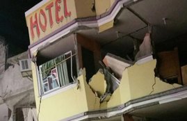 #Ecuador earthquake updates, Ecuador, Ecuador earthquake, earthquake, 7.8 magnitude earthquake, tsunami alert, Peru, Pacific ocean earthquake, world news