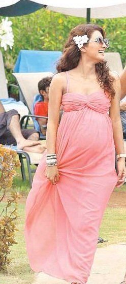 Geeta Basra, Geeta Basra Harbhajan Singh, Geeta Basra pregnant, harbhajan singh, geeta basra baby bump, geeta basra Photos