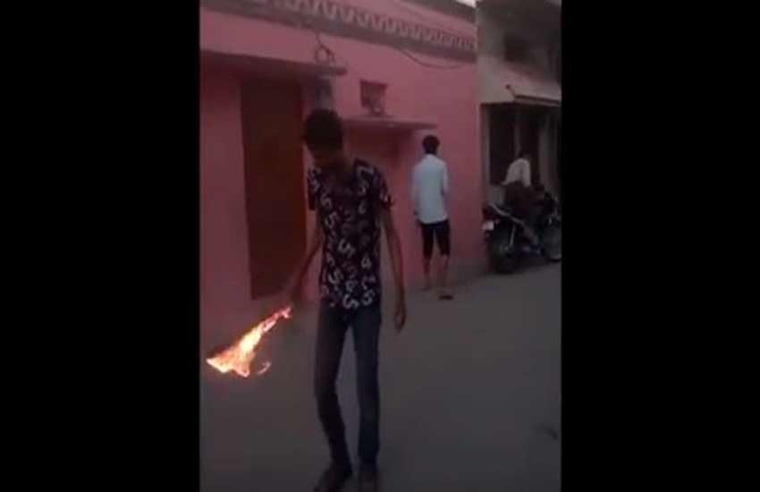 Hyderabad Boy Fire Stunt,School Boy Fire Stunt, teenager fire stunt, student fire stunt, hyderabad stunt, hyderabad student stunt, fire stunt in hyderabad, hyderabad news, Reality TV Show, Reality Show, Stunt For Reality Show, Boy Dies Performing Stunt, Boy Dies Performing Fire Stunt, Hyderabad Police, Boy Burns Self, Boy Immolates Self