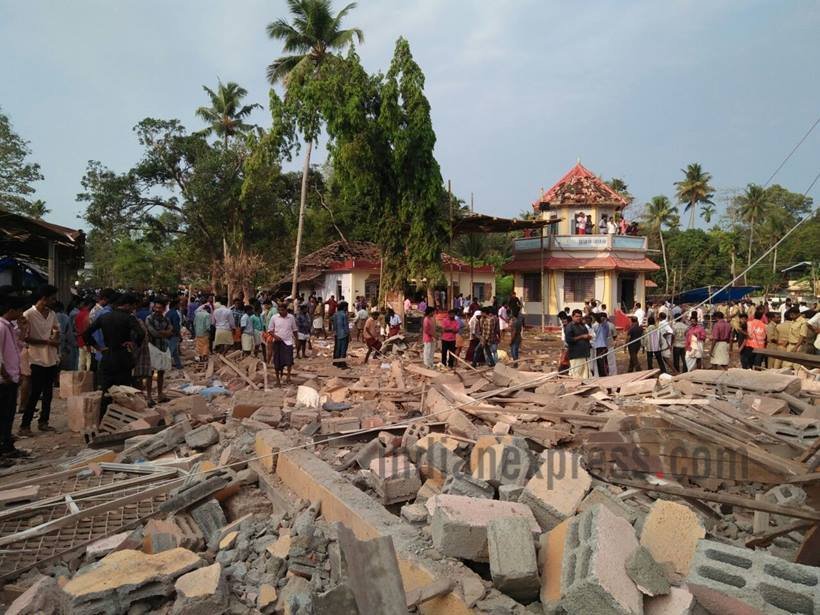 kerala, kerala temple fire, kollam paravoor, kollam temple fire, Puttingal Devi temple fire, Paravur temple fire, kerala temple fire updates, india news, kerala news, latest news