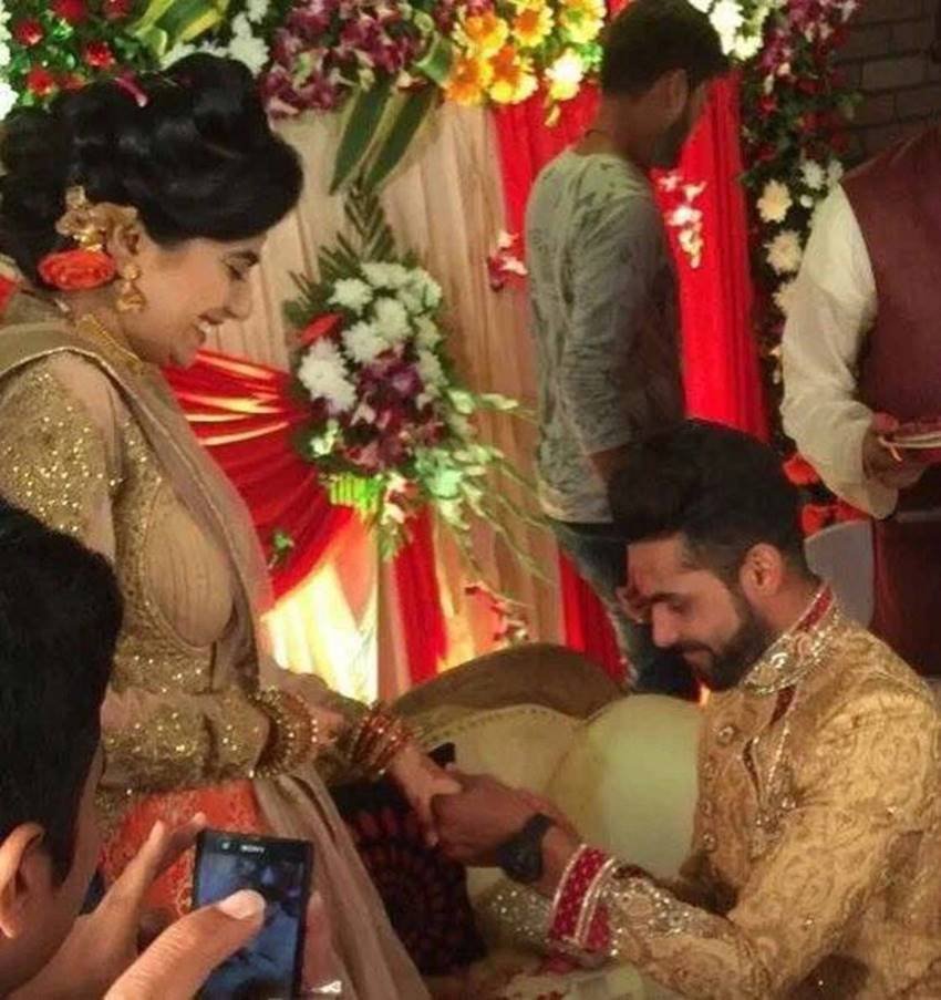 ravindra jadeja, ravindra jadeja audi, 95 rupess audi, audi gift to jadeja, ravindra jadeja wife, rivaba solanki, jadeja marriage, jadeja wedding, gujarat lions, ravindra jadeja marriage, jadeja car, रवींद्र जडेजा, रीवाबा सोलंकी, जडेजा ऑडी कार, जडेजा मंगेतर, रवीन्‍द्र जडेजा शादी