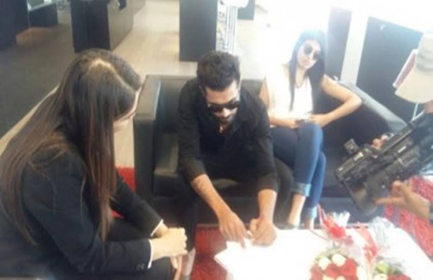 ravindra jadeja, ravindra jadeja audi, 95 rupess audi, audi gift to jadeja, ravindra jadeja wife, rivaba solanki, jadeja marriage, jadeja wedding, gujarat lions, ravindra jadeja marriage, jadeja car, रवींद्र जडेजा, रीवाबा सोलंकी, जडेजा ऑडी कार, जडेजा मंगेतर, रवीन्‍द्र जडेजा शादी