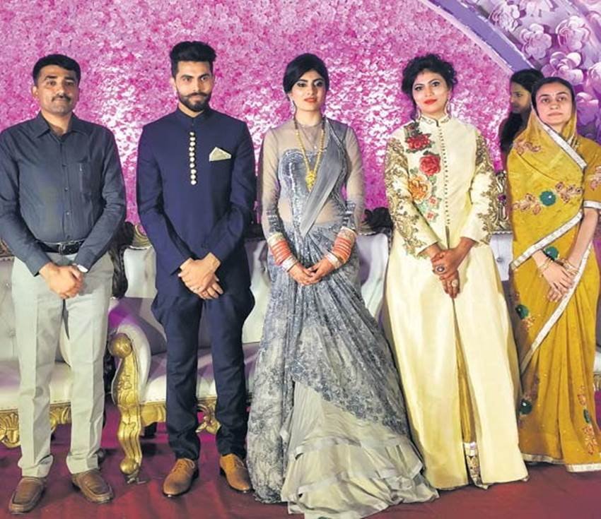 ravindra jadeja, ravindra jadeja reception, ravindra jadeja wife, ravindra jadeja wedding, ravindra jadeja wedding photos, ravindra jadeja reception photos, jadeja wedding photos, jadeja riva solanki photos, cricket, jadeja wife photos