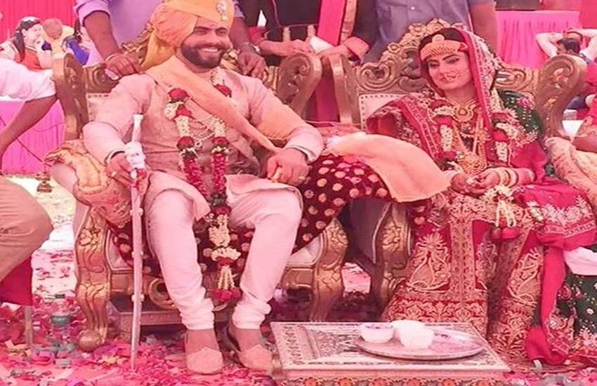 ravindra jadeja, ravindra jadeja news in hindi, ravindra jadeja wedding photo, ravindra jadeja wedding reception, ravindra jadeja reception pic, ravindra jadeja wife, ravindra jadeja marriage, Riva Solanki, ravindra jadega Riva Solanki wedding pic, Riva Solanki wedding reception pic, Riva Solanki marriage