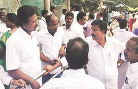 Jayalalitha, AIADMK candidates, tamil nadu assembly elections, jayalitha selecting candidates, ticket aspirants in tamil nadu, tamilnadu elections, AIDMK, eletions 2016, जयललिता , तमिलनाडु विधानसभा चुनाव, अन्‍नाद्रमुक