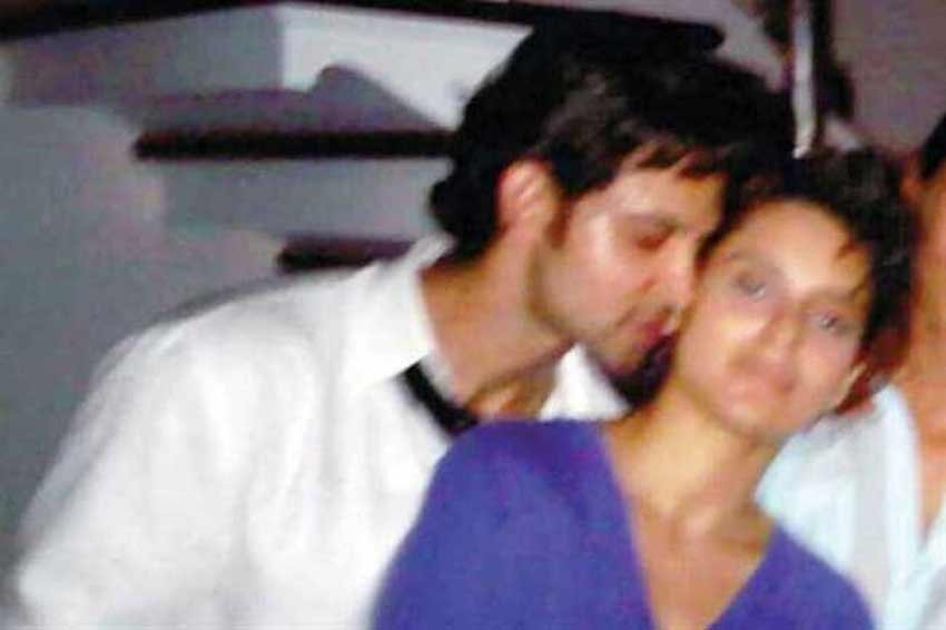 Kangana Ranaut, Kangana Ranaut news in hindi, Hrithik Roshan, Hrithik Roshan news in hindi, Kangana Hrithik leak photo, Hrithik Kangana relationship, Hrithik Kangana legal battle, Hrithik Kangana controversy, Hrithik Kangana affair, hrithik roshan leak photo, kangana ranaut leak photo, kangana hrithik pic, hrithik kangana photo, hrithik kangana news in hindi, hrithik lawyer, kangana lawyer