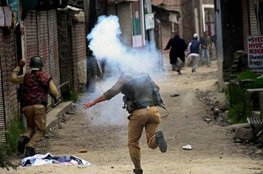 Kupwara firing, Kupwara army firing, army firing kupwara, army kupwara, kupwara army, kupwara protests, J&K army firing, army firing J&K, J&K news, KAshmir news, India news